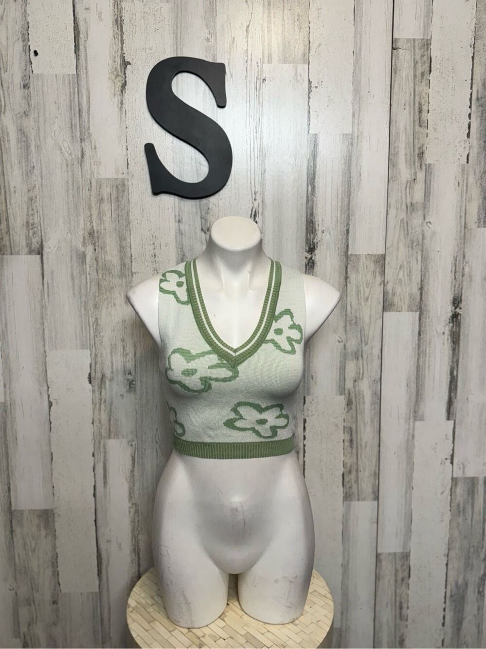 Floral Knit Sweater Vest Womens S Sage Green White Retro Cropped V-Neck